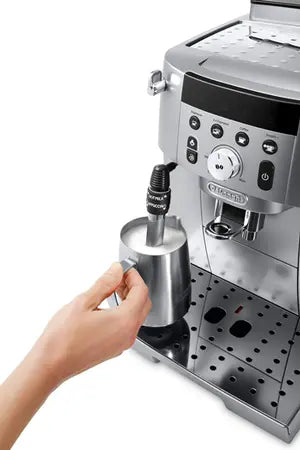 Expresso Avec Broyeur Delonghi Magnifica Smart Feb2533.Sb Silver Et Noir