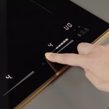 Table induction							SMEG				SIM6864R