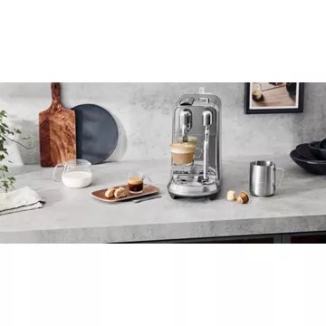 Nespresso							SAGE APPLIANCES				Creatista Plus