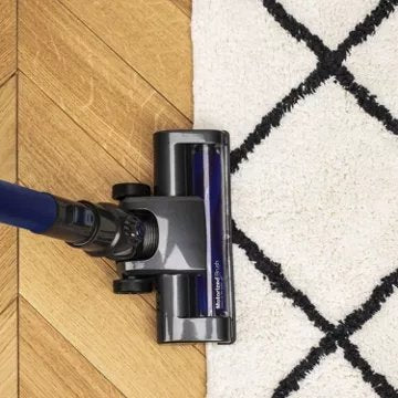 Aspirateur balai							H.KOENIG				UP700